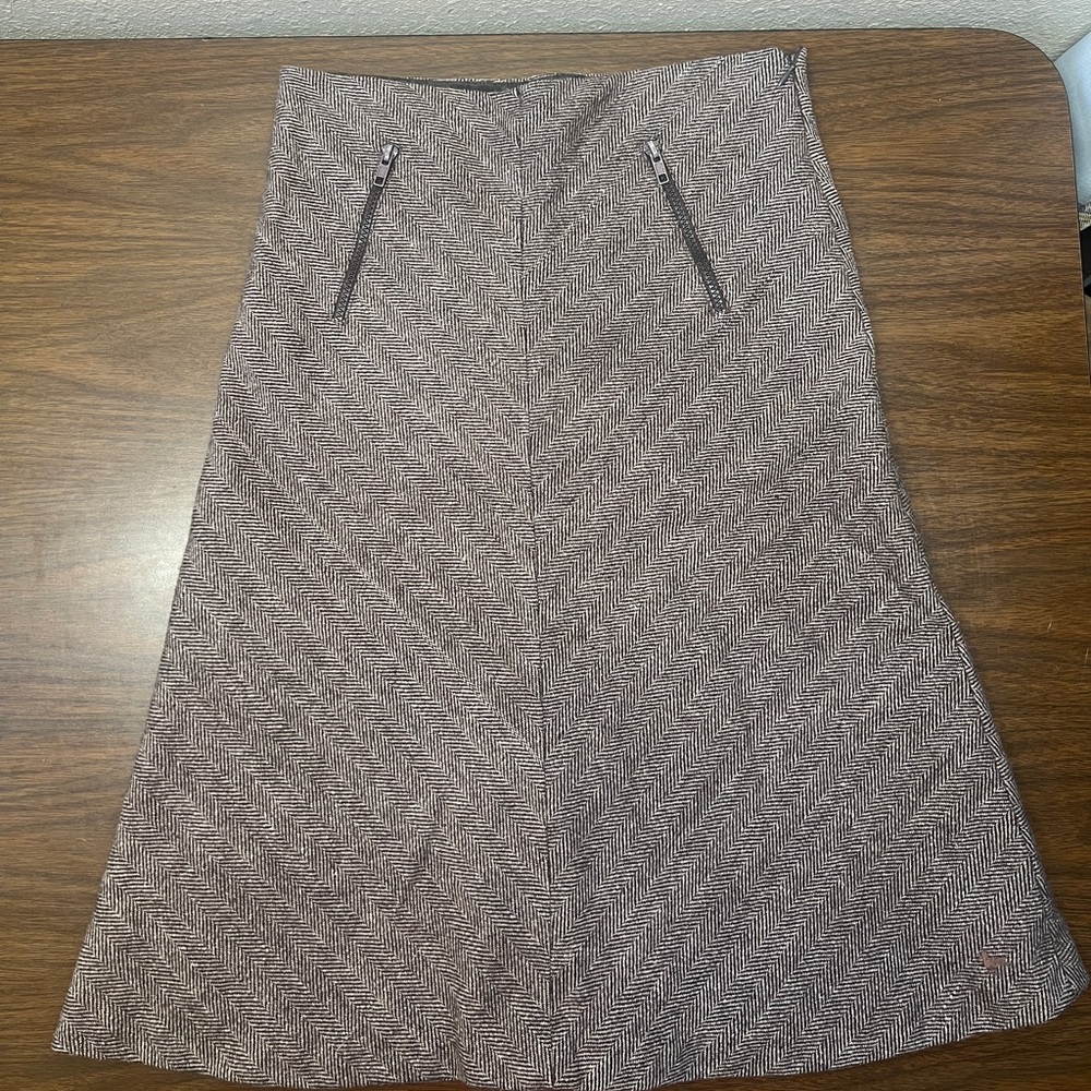 Vintage Modern Amusement Wool Blend Pocketed Herringbone Skirt - Size 6